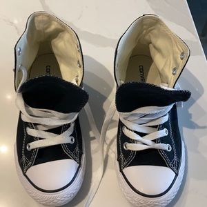 Kids converse
